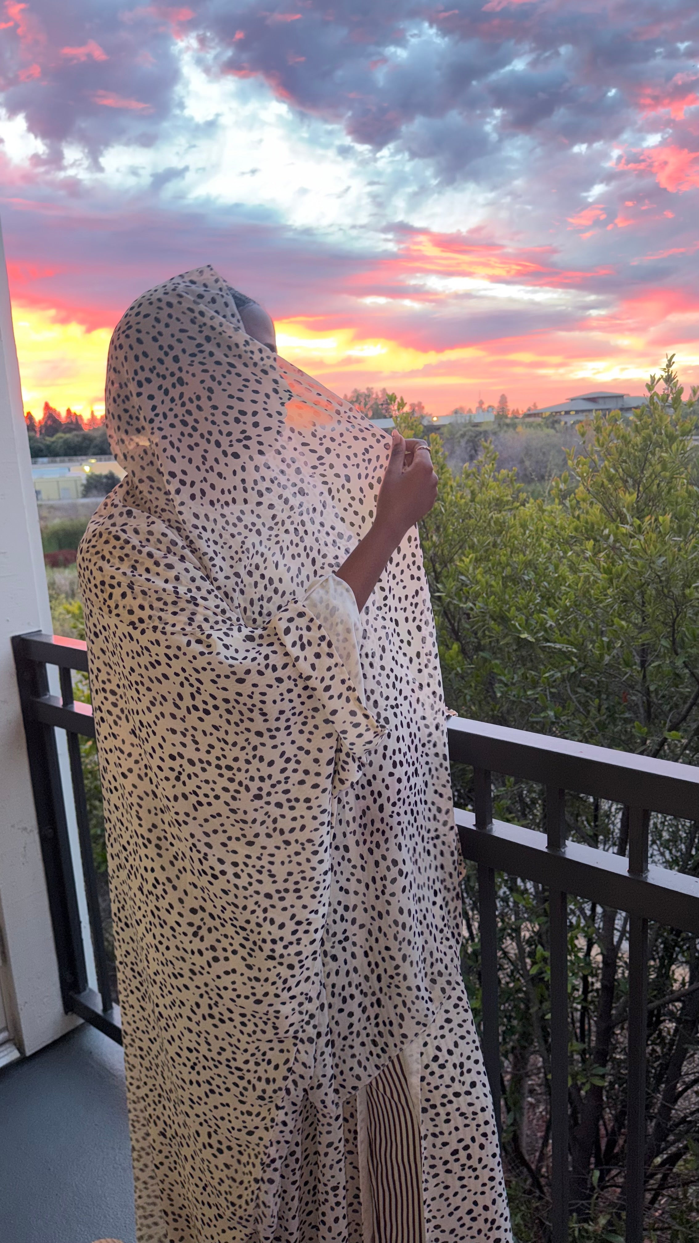 Three piece Polka dot abaya